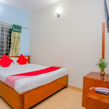 Oyo 575 Api Suites Pokhara Exterior photo