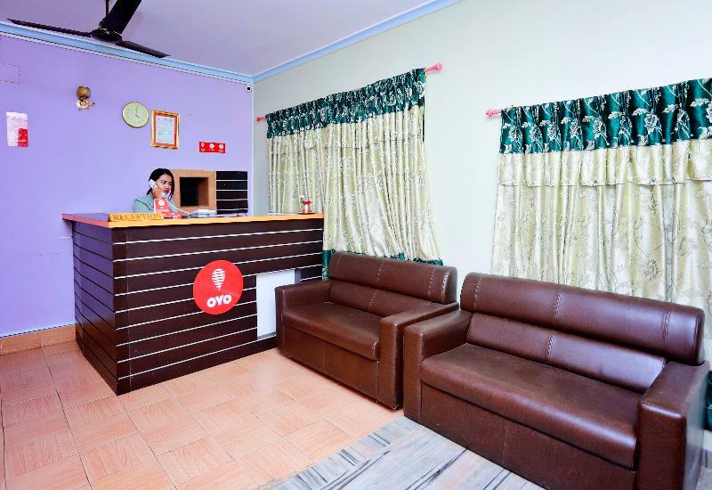 Oyo 575 Api Suites Pokhara Exterior photo