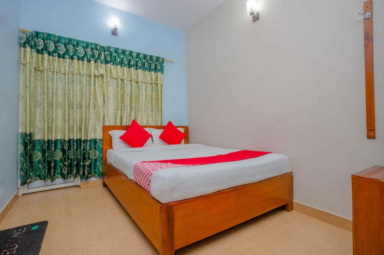 Oyo 575 Api Suites Pokhara Exterior photo