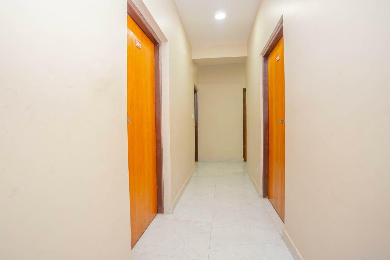 Oyo 575 Api Suites Pokhara Exterior photo