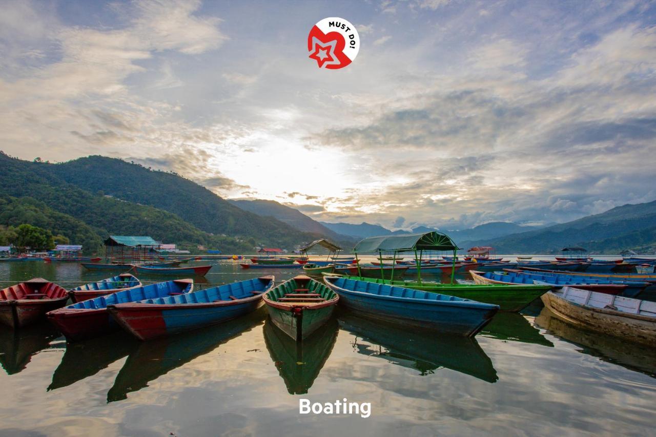 Oyo 575 Api Suites Pokhara Exterior photo